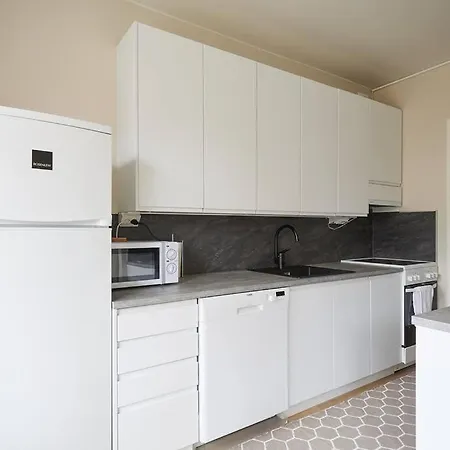 Jokiranta Asunto, Free-park Apartment