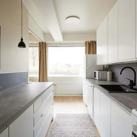 Jokiranta Asunto, Free-park Apartment